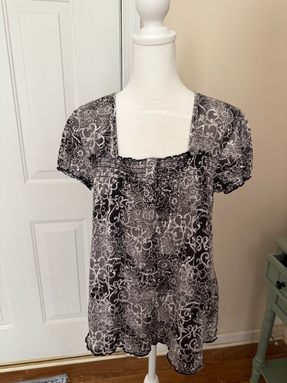 Susan Lawrence Brown & Cream Short Sleeved Top, Size S